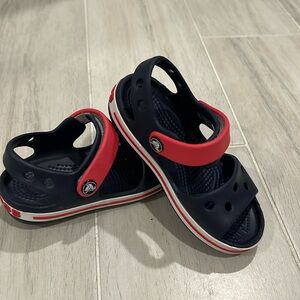 Kids toddler crocs sandals size 8